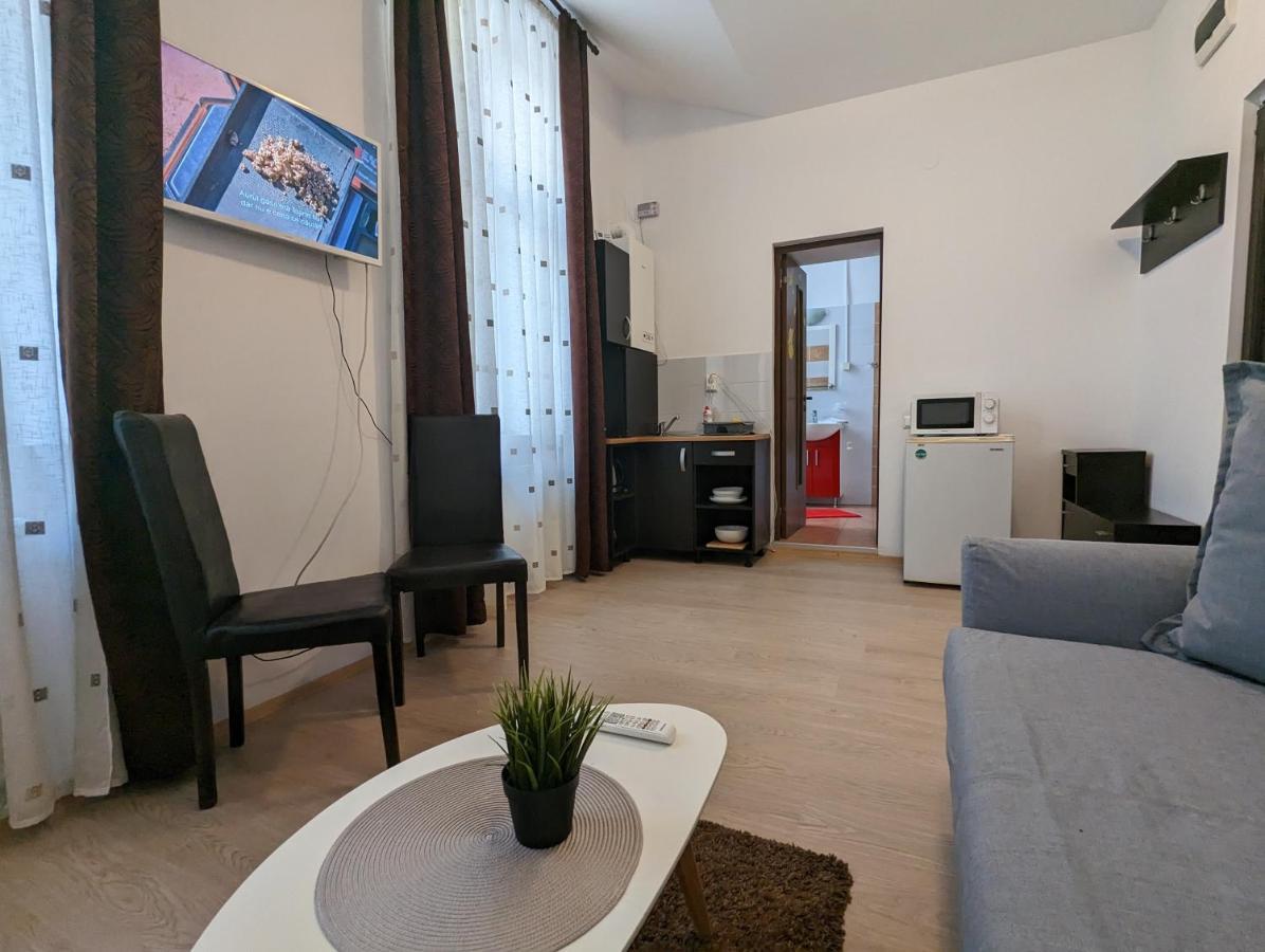 Key Apartments In Main Square Braşov Exterior foto