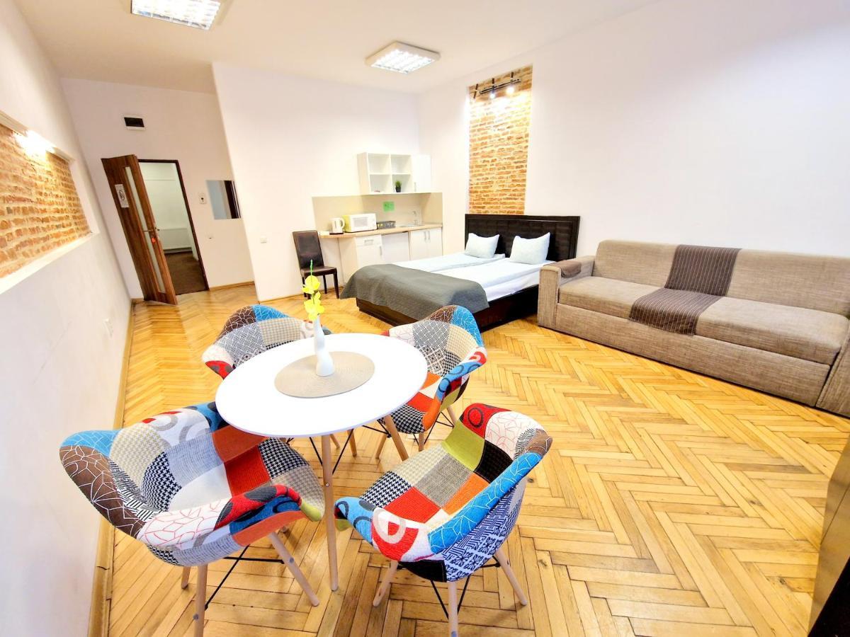 Key Apartments In Main Square Braşov Exterior foto